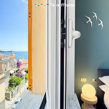 Albatros & Nautilus, Terre Marine Daire Lerici